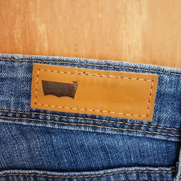 Levi’s ~ Low Rise Women’s Skinny Jeans - Picture 4 of 6